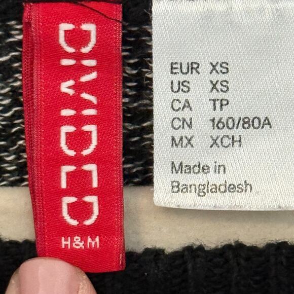 H&M Divided Womens Sweater XS Black Gray Colorblock Striped Long Sleeve Tunic - Picture 4 of 6